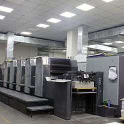 深圳寶紙展示架 十五年專(zhuān)業(yè)經(jīng)驗(yàn)，打造卓越紙貨架解決方案